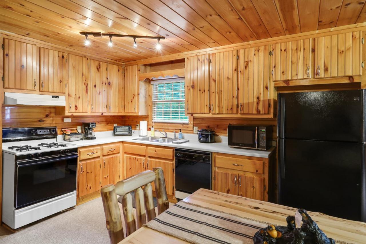 2 Separate Cabins Along A Peaceful Creek With Resort Amenities Ellijay Buitenkant foto