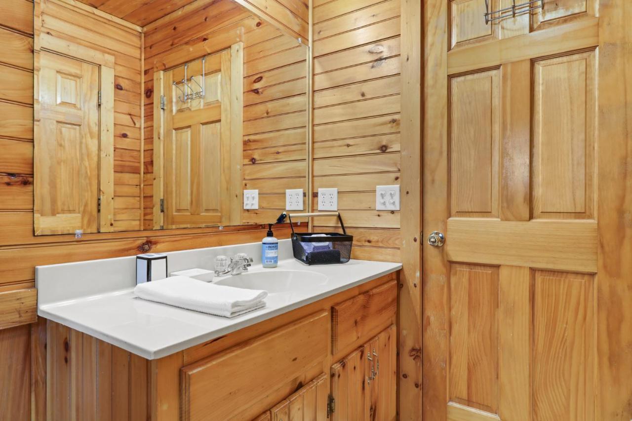 2 Separate Cabins Along A Peaceful Creek With Resort Amenities Ellijay Buitenkant foto